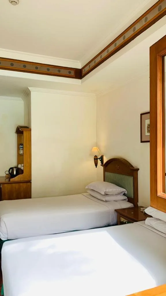 Deluxe, Double or Twin Bed, KRESNA HOTEL WONOSOBO 7/8
