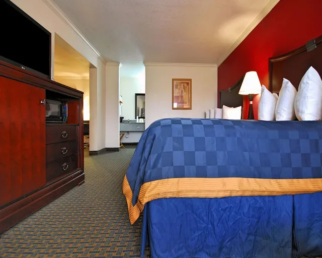 غرفة بسريرين كوين، Americas Best Value Inn Kingsville 2/6