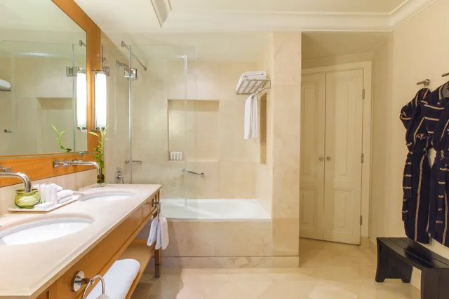 Madina, Deluxe, Double Bed، Kempinski Nile Hotel 2/2