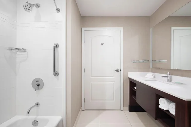 استوديو بسرير كينج لذوي الإعاقة، RESIDENCE INN WHEELING-ST. CLAIRSVILLE, OH 3/4