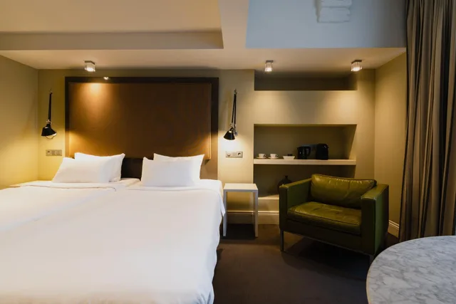 Souterrain Executive Double or Twin Room، Hotel Roemer 5/10