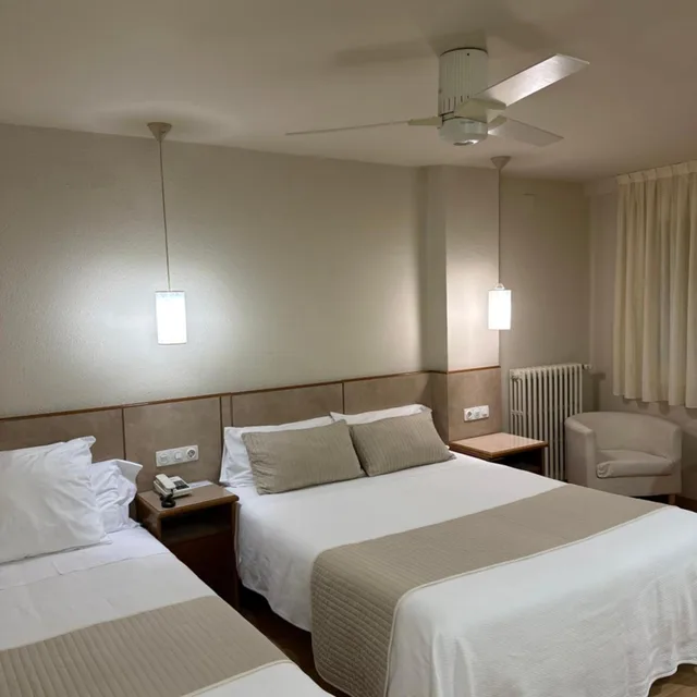Room, Triple, Hotel Balaguer 1/8