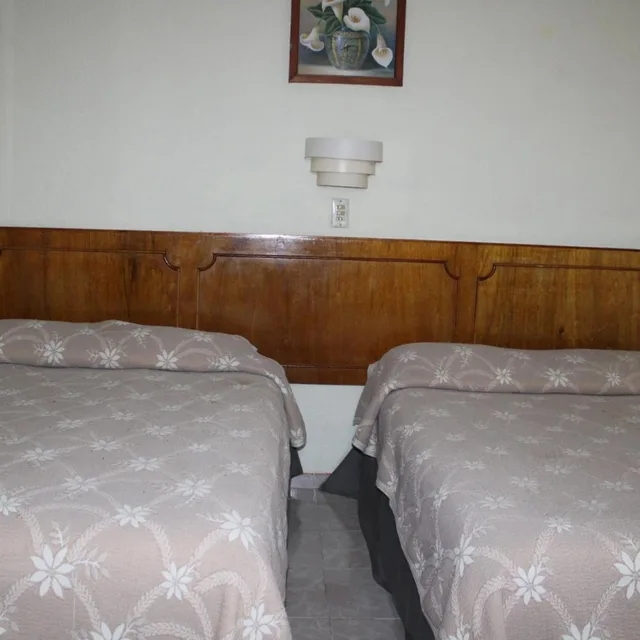 غرفة اقتصادية بسرير مزدوج، SUITE HOTEL MARIA DE LA LUZ 1/8