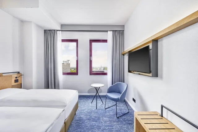 غرفة كومفورت بسريرين منفصلين، H2 Hotel Dusseldorf Seestern 3/5