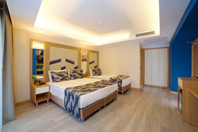 غرفة متصلة عائلية بسريرين كوين وسريرين منفصلين، Downtown Sirkeci Hotel 4/10