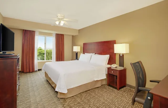 جناح بسريرين مزدوجين وسرير كينج بغرفتي نوم، Homewood Suites By Hilton Tampa-Brandon 9/18