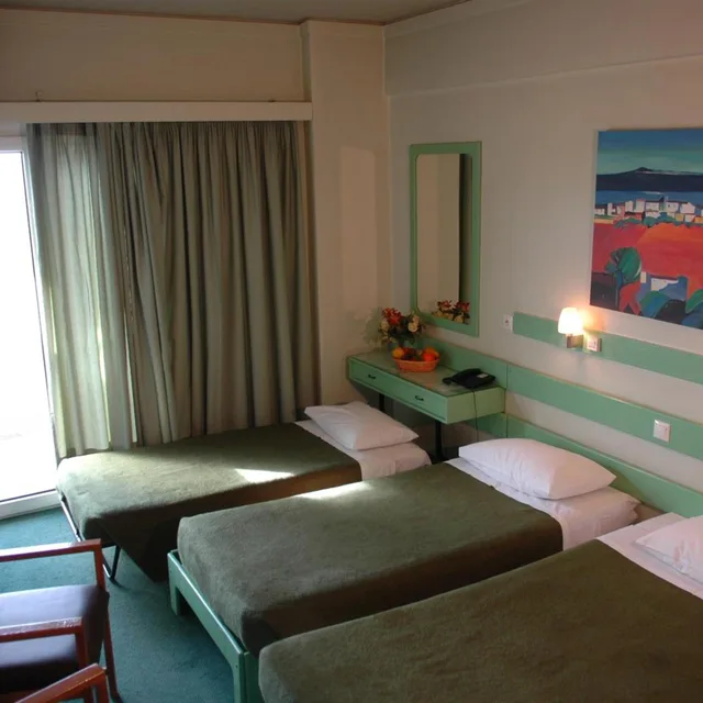 Room, Triple, AMALIA HOTEL 4/8