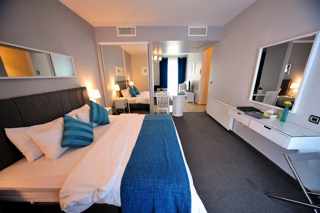 جناح جونيور ركني بسرير كينج بغرفة نوم واحدة، THE CONROY BOUTIQUE HOTEL 2/2
