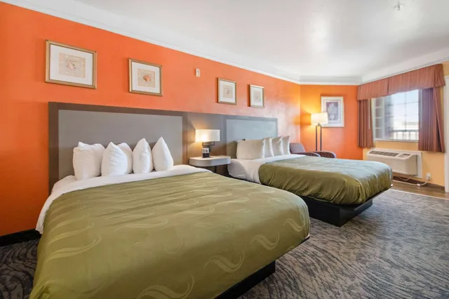 غرفة بسريرين كوين، Hyatt Select Galveston Beachfront 2/3