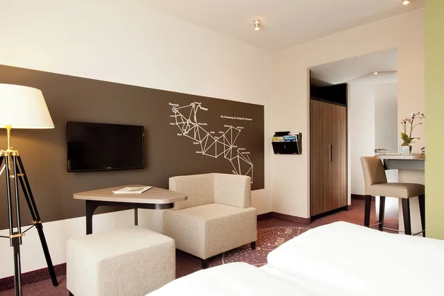 غرفة كومفورت بسريرين منفصلين، Steigenberger Parkhotel Braunschweig 4/6