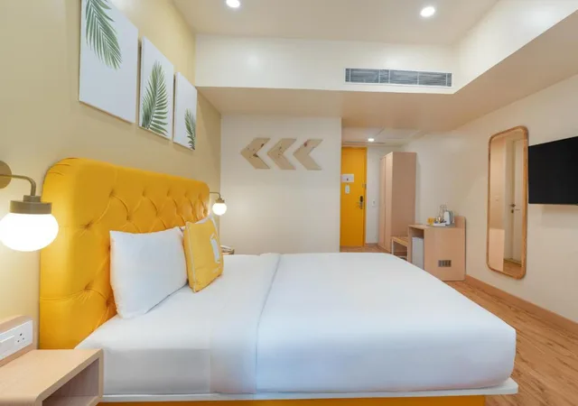 غرفة بسرير كينج، Bloom Hotel Dlf Road Gachibowli 1/2