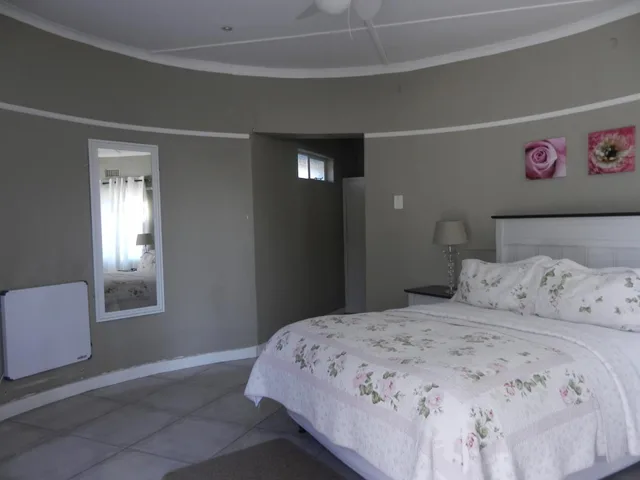 غرفة بسرير مزدوج، Mount Currie Inn 1/10