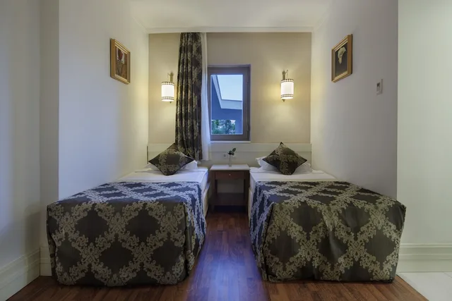 Family, Twin Beds, Land View، Alba Queen 3/4