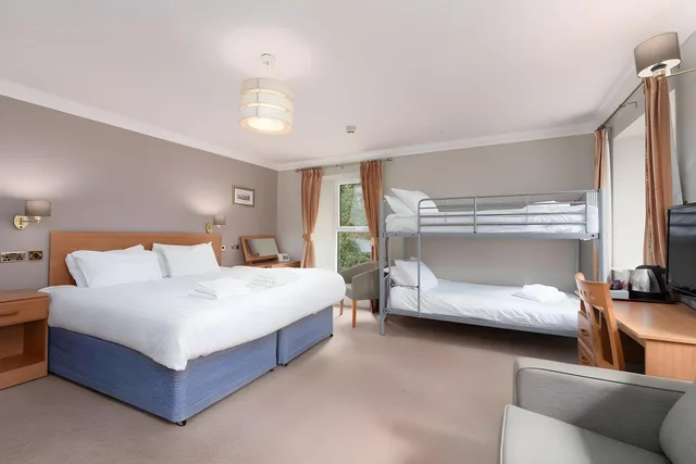 غرفة عائلية بسرير بطابقين، Windermere Manor 2/2