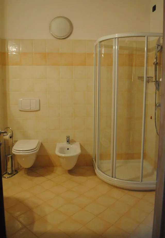 غرفة رباعية، International Hotel Iseo 9/9