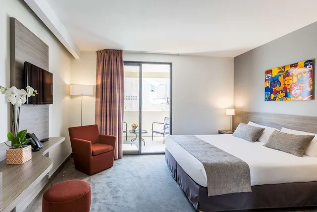 جناح جونيور بسرير كينج بمنطقة جلوس، Best Western Linko Hotel 2/4
