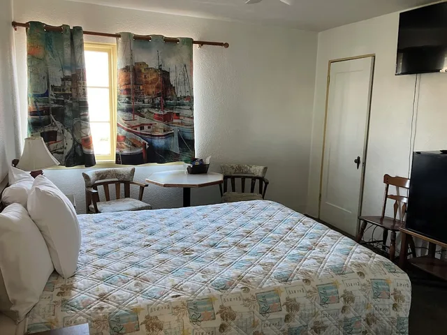 جناح بسريرين كوين بغرفتي نوم، Lighthouse Inn 1/1