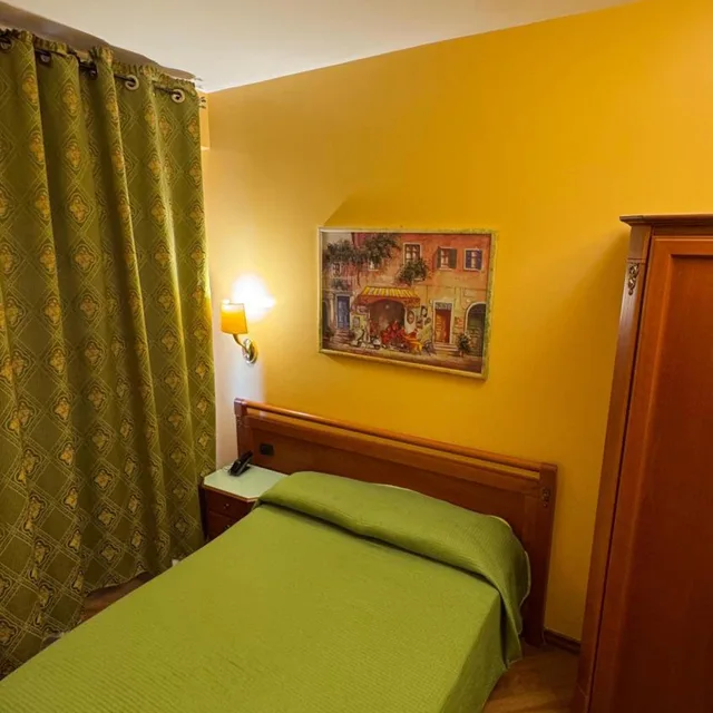 غرفة مفردة، Bright Hotel Rome 1/6