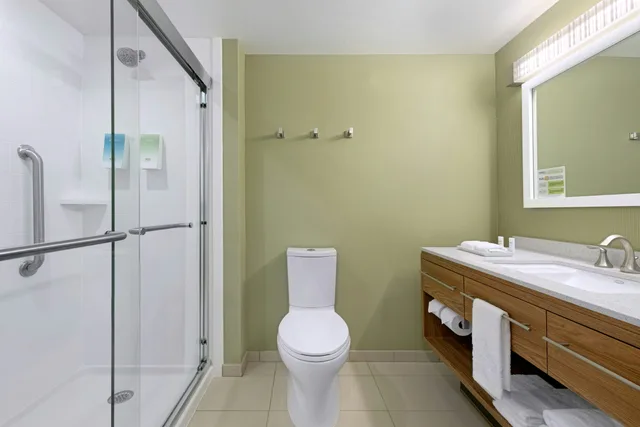 استوديو بسريرين كوين لذوي الإعاقة، Home2 Suites By Hilton Prattville 2/4