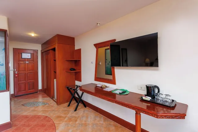 غرفة ديلوكس بسرير مزدوج بإطلالة جزئية على البحر، Anyavee Aonang Bay Resort 8/10