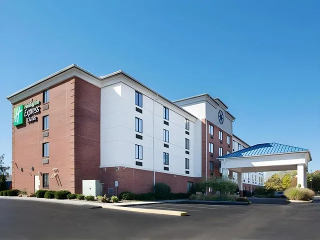 غرفة بسريرين مزدوجين، Holiday Inn Express & Suites Columbus Airport 1/1