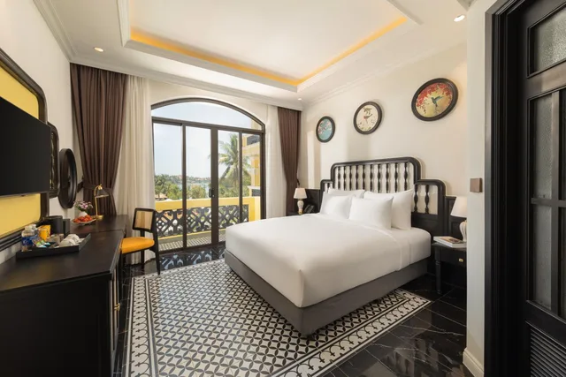 غرفة بريميير بإطلالة على المسبح، Nesta Hoi An Resort and Spa 1/1