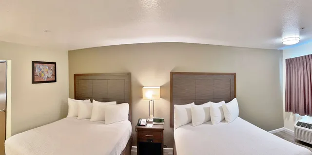 Room, 2 Queen Beds, SureStay Hotel By Best Western Williams 1/10