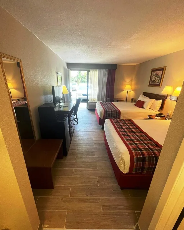 غرفة بسريرين كوين، Days Inn by Wyndham Hoover Birmingham 10/10