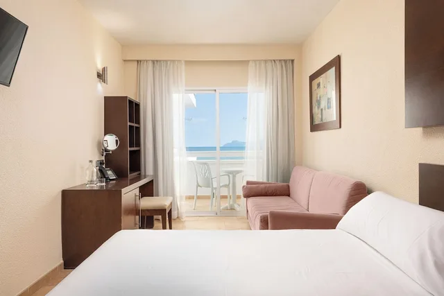 غرفة عائلية رباعية بسرير مزدوج بشرفة مع أريكة، Hotel Condesa 4/7