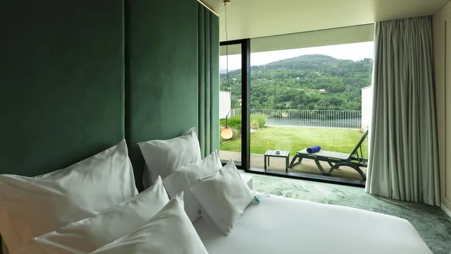 جناح بسرير مزدوج بإطلالة على النهر، Douro Royal Valley Hotel Spa 2/10