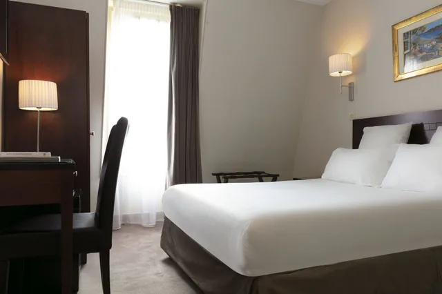 غرفة قياسية بسرير مزدوج، Hotel Saint Cyr Etoile 3/5