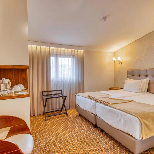 Mansarda, Double Bed، Hotel Lis Batalha 1/6