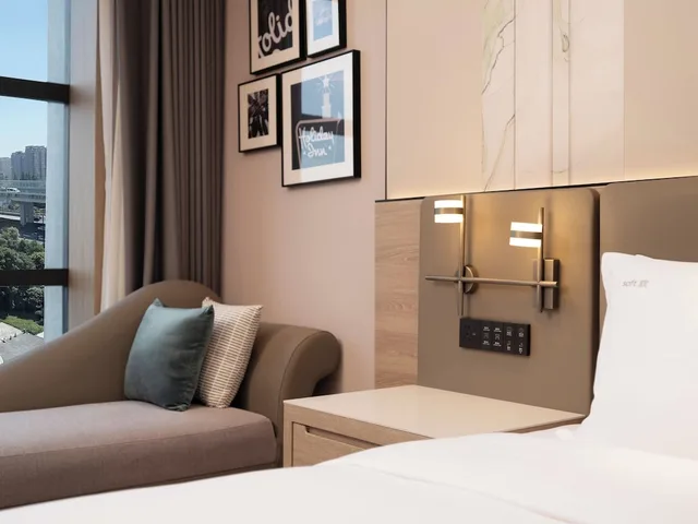 Holiday Inn Jiaxing Nanhu by IHG، Jiaxing 31/50