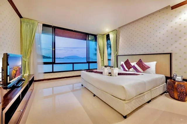 جناح سوبيريور بسرير كينج بإطلالة على البحر، Racha Kiri Resort and Spa 5/9