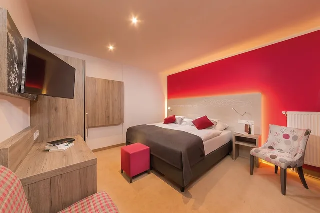 غرفة بسريرين منفصلين لذوي الإعاقة، Allgau ART Hotel Kempten 1/1