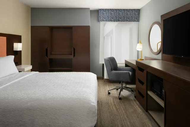 غرفة بسرير كوين لذوي الإعاقة، Hampton Inn Chambersburg 2/4