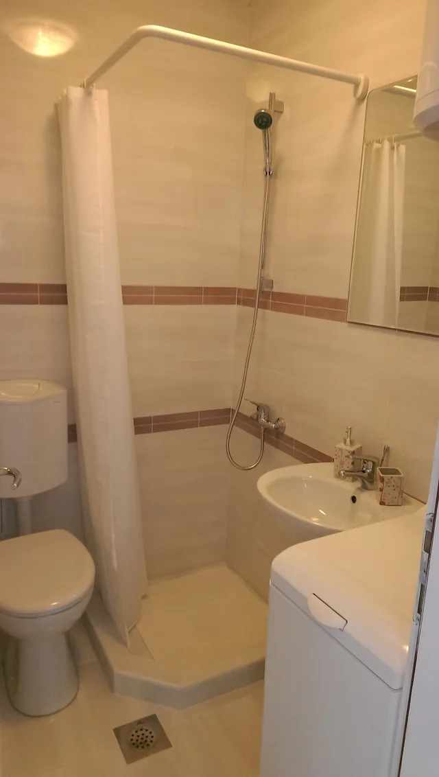 غرفة كلاسيكية بسرير مزدوج بشرفة، Apartments Mare 1/1