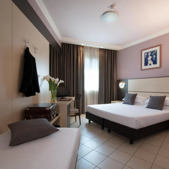 غرفة ثلاثية، CDH Hotel La Spezia 1/10