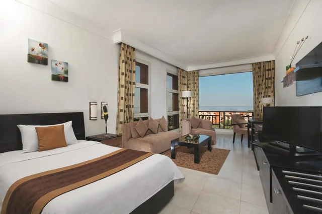 غرفة سوبيريور بسرير فردي بإطلالة على البحر، Movenpick Resort El Sokhna 2/10