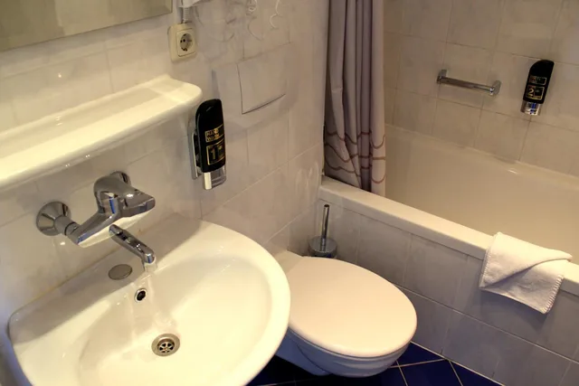 غرفة قياسية مفردة، Hotel Wallis 6/7