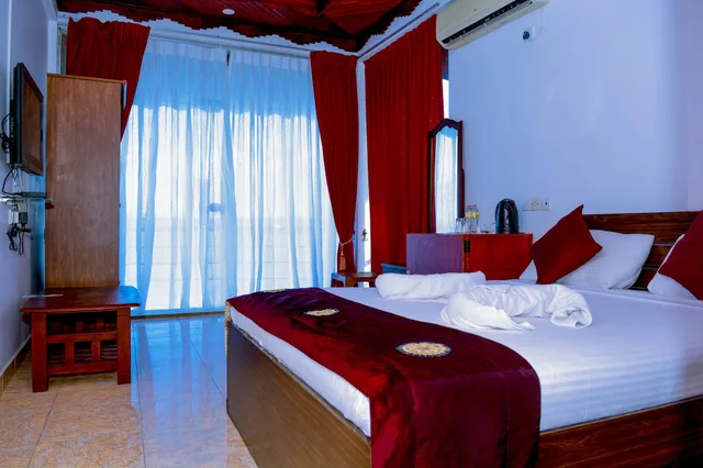 Deluxe, Queen Bed, Bay View, Balcony، Villa Hotel 4/10