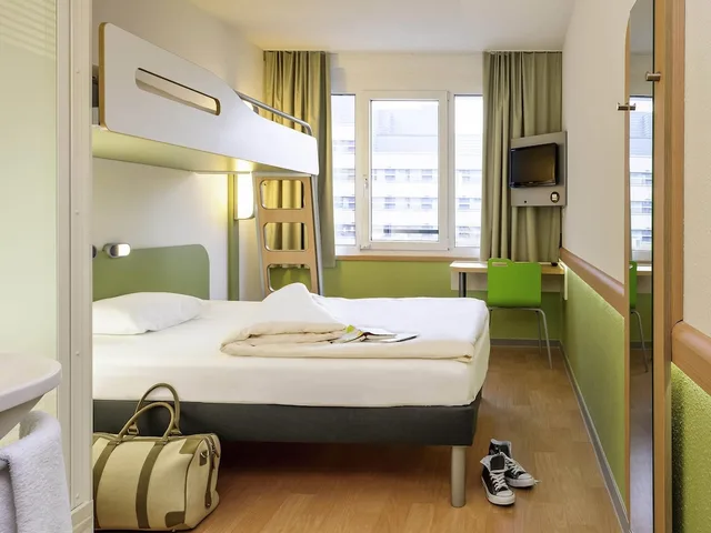 غرفة قياسية بسرير مزدوج، ibis budget Aachen City 5/6