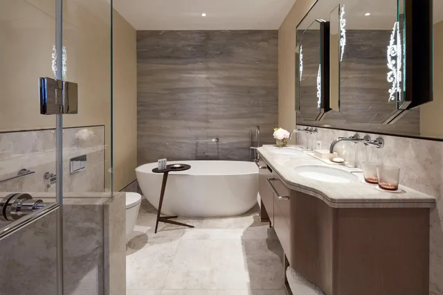 غرفة غراند بسرير كينج بإطلالة على القناة، The St. Regis Venice 3/3