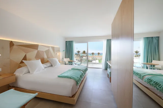 Room, Single, Side Sea View، Iberostar Selection Playa De Palma 1/3