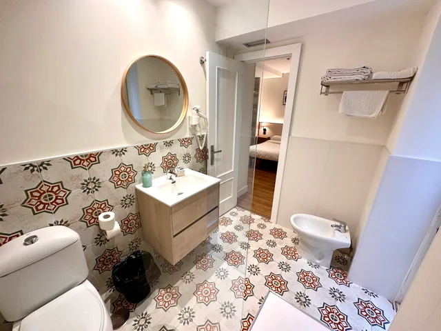 غرفة قياسية بسريرين منفصلين، Far Home Hostel 8/10