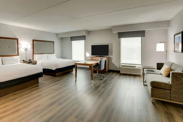 استوديو بسريرين كوين، Hampton Inn & Suites Rome 5/10