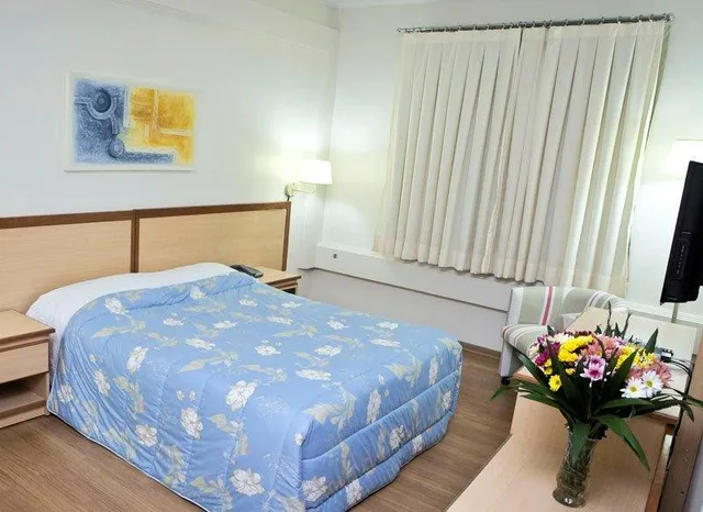 جناح بسرير كينج، Hotel Augusta Boulevard 1/2