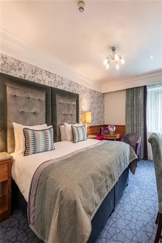 غرفة ديلوكس بسرير مزدوج، Clontarf Castle Hotel 1/1