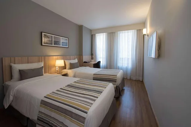 Standard, Multiple Beds, Accessible، Days Inn by Wyndham Rio De Janeiro Lapa 2/3