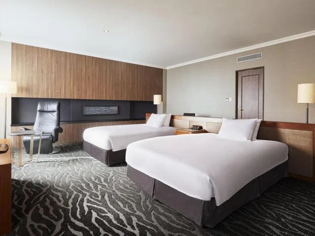 Tower, Junior Suite, Building B، Ana Crowne Plaza Chitose 3/6